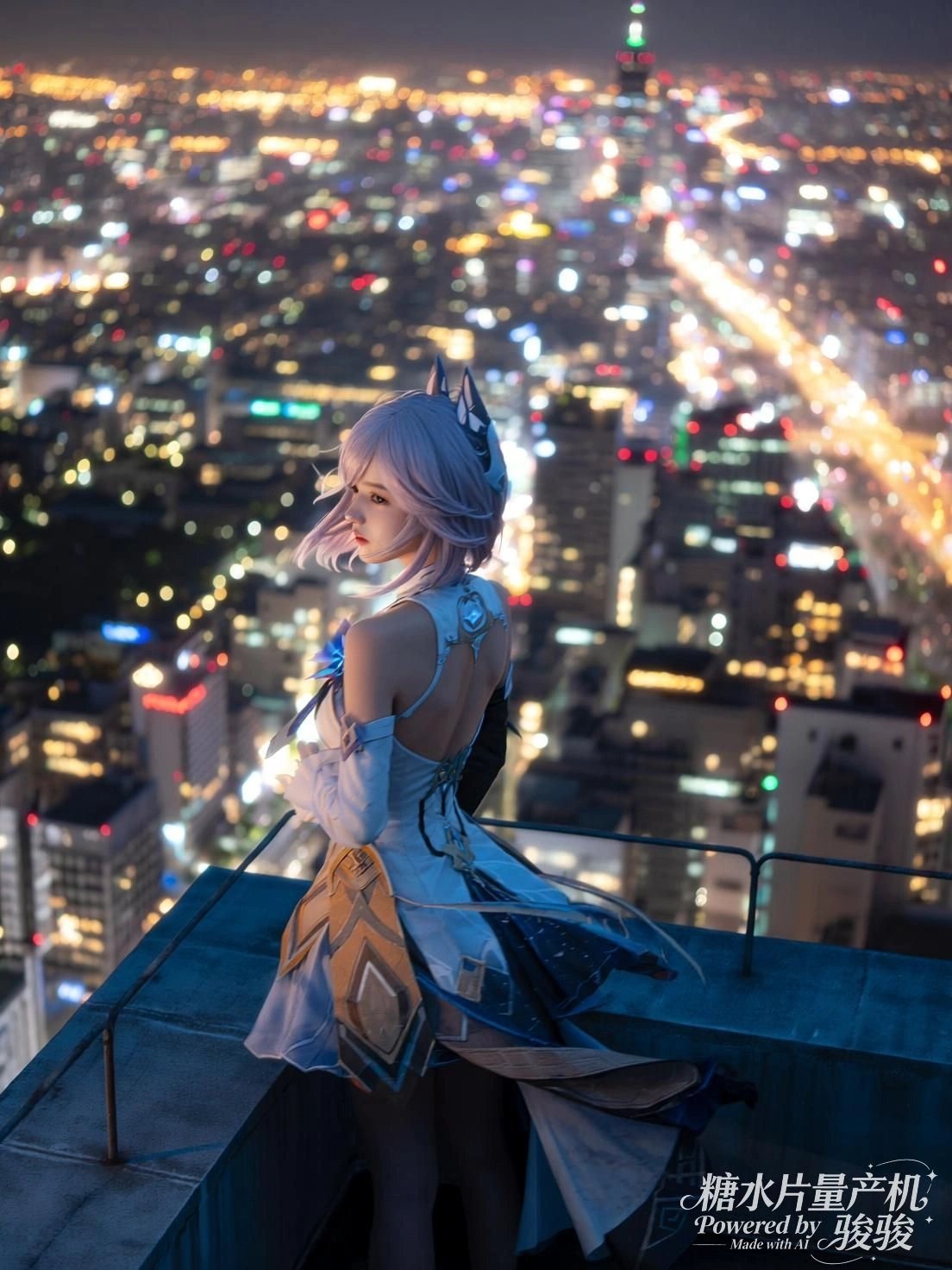 她轻触黑胶，指尖悬停于声音即将苏醒的刹那